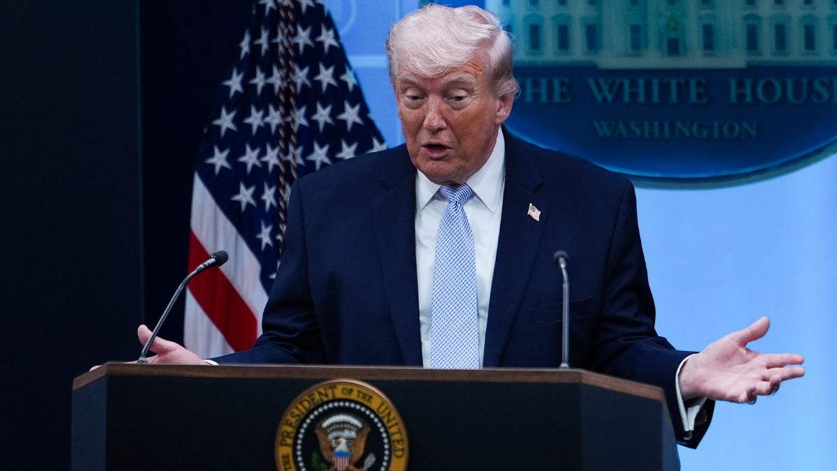 Iran US War Ceasefire: ट्रंप ने ईरान के 10 सूत्री प्रस्ताव को बताया फेक, कहा-समझौता नहीं हुआ तो फिर होगी बमबारी