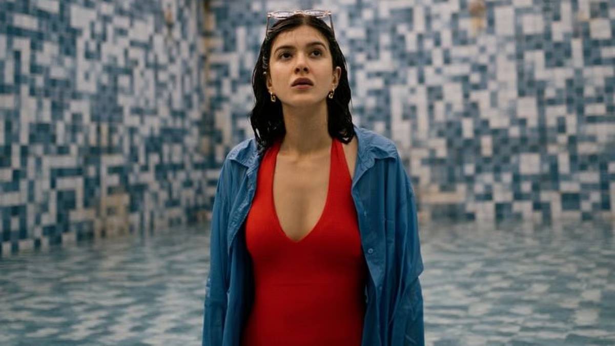 ओटीटी पर रिलीज हुई शनाया कपूर की खौफनाक लवस्टोरी, IMDB पर मिली है 8.2 की रेटिंग