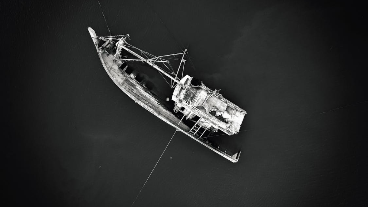 अफगानिस्तान के प्रवासियों को ले जा रही नाव तुर्किये के तट पर पलटी, 19 लोगों की मौत