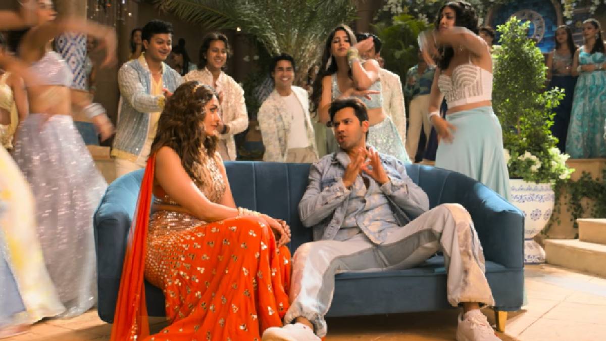 झन्नाटेदार डांस से भरपूर है वरुण धवन का नया गाना, मृणाल ठाकुर संग रोमांस का गाना रिलीज, डेविड धवन डायरेक्ट कर रहे फिल्म