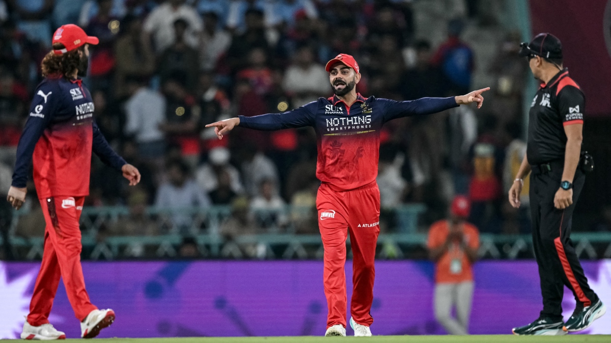 विराट कोहली ने रचा कीर्तिमान, धोनी और रोहित छूट गए पीछे, अब निशाने पर ऐतिहासिक आंकड़ा