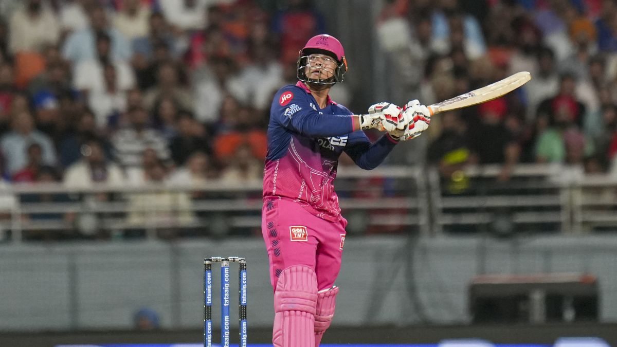 IPL 2026 में गदर मचा रहे वैभव सूर्यवंशी को क्यों नहीं कहना चाहिए 'अगला सचिन'? RCB के कोच ने दी चेतावनी