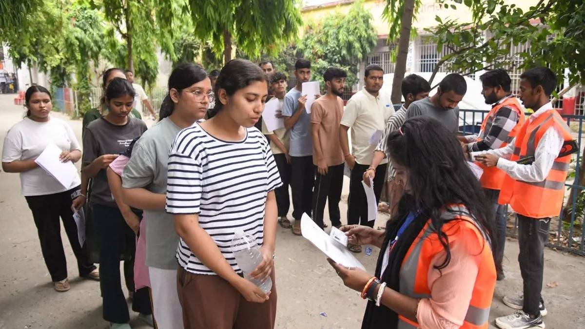 NEET पेपर लीक मामले की दूसरी मास्टरमाइंड महिला लेक्चरर गिरफ्तार, NTA ने इस पद पर किया था तैनात