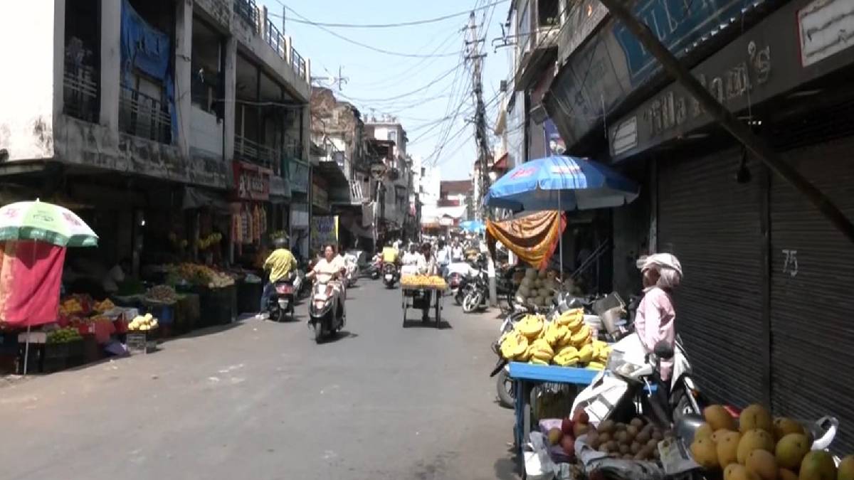 उत्तराखंड में खाने-पीने की चीजों की कीमतों में भारी उछाल, नींबू 250 तो पनीर 440 Rs प्रति किलो; सब्जी-फलों के भी दाम बढ़े