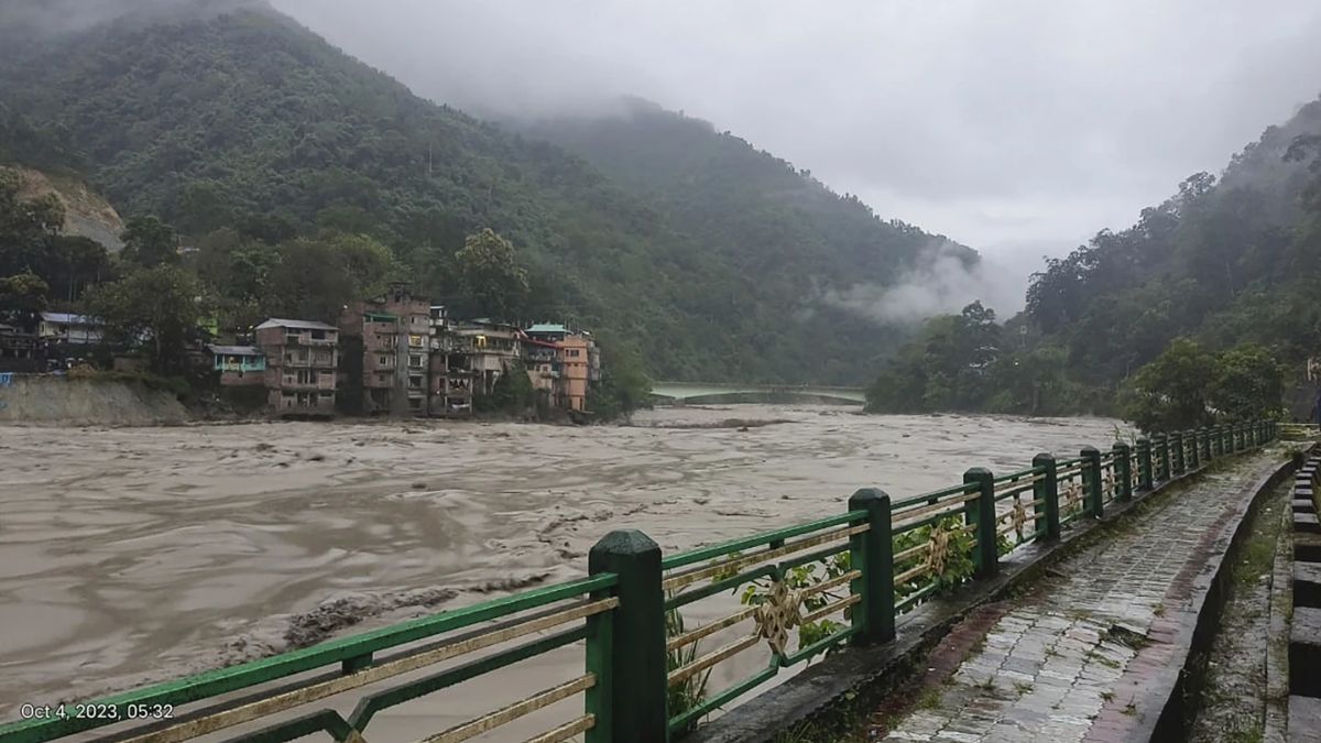 भारत-बांग्लादेश के रिश्ते हो सकते हैं पहले से भी ज्यादा खराब, तीस्ता नदी परियोजना के लिए चीन के चरणों में पहुंचा ढाका