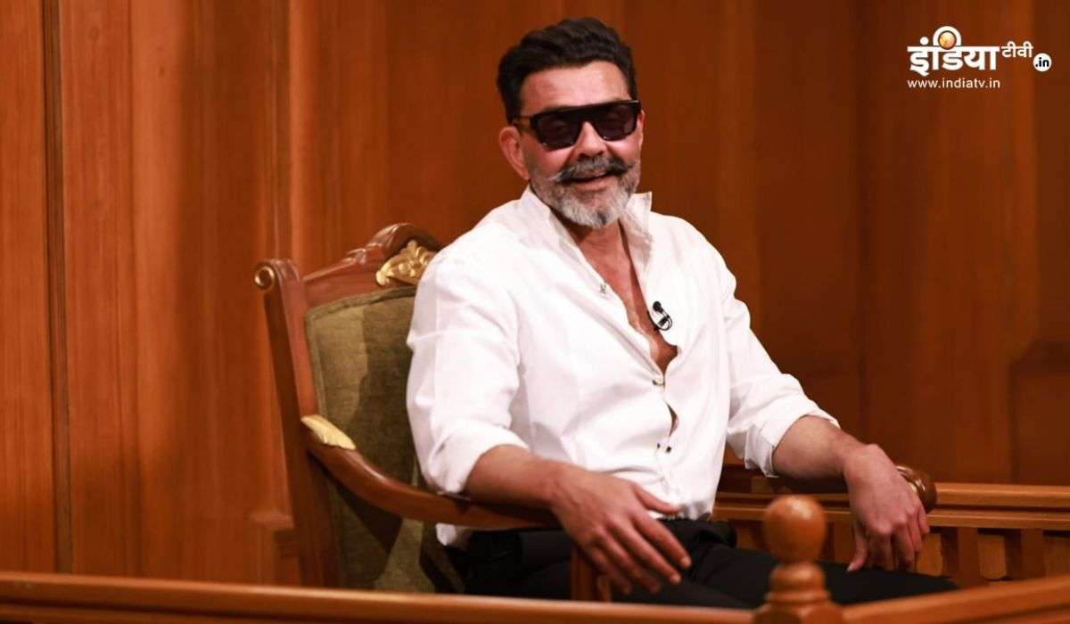 Aap Ki Adalat: ट्विंकल को किया तंग, रानी मुखर्जी को कहा 'डेढ़ फुटिया', बॉबी देओल का को-स्टार्स संग ऐसा था बॉन्ड