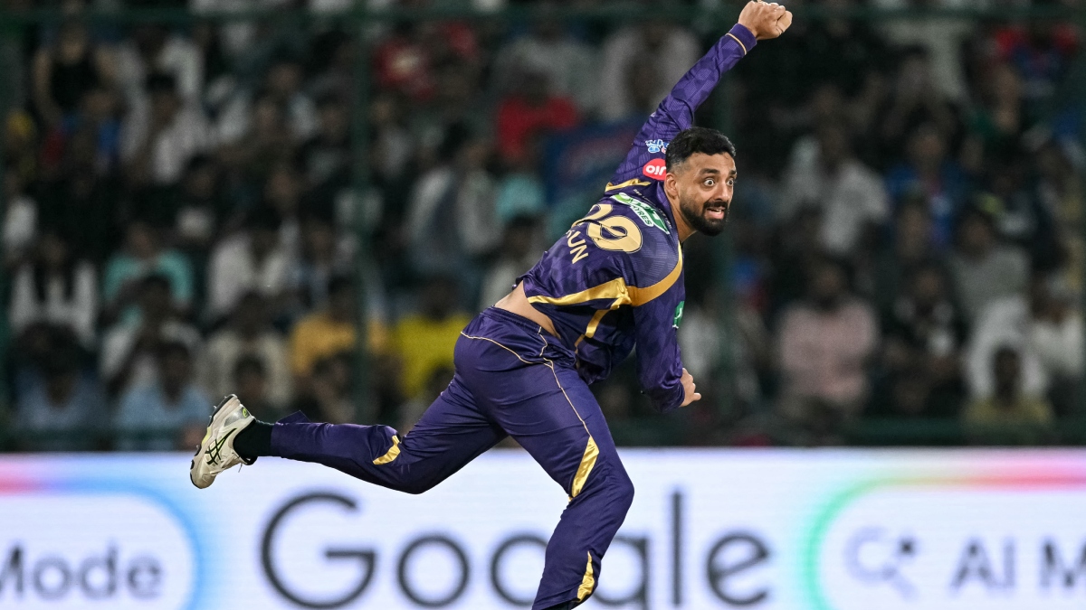 फ्रैक्चर होने के बावजूद वरुण चक्रवर्ती ने आखिर क्यों खेला मुकाबला? अब KKR कोच ने पूरे मामले को लेकर दी सफाई