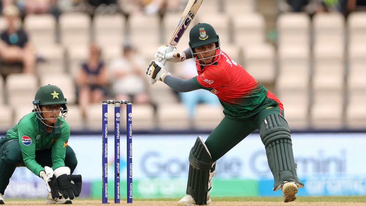 T20 World Cup 2026: बांग्लादेश का बड़ा उलटफेर, पाकिस्तान लगातार तीसरी हार के बाद टूर्नामेंट से बाहर