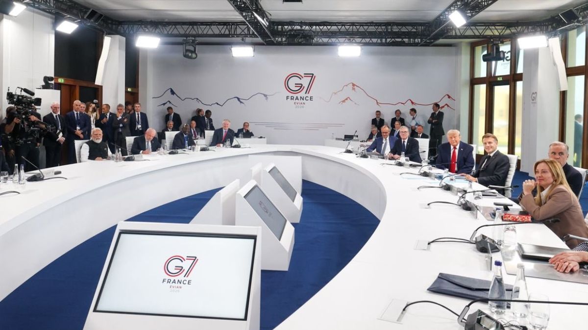 'विकास किसके लिए, किसके साथ और किस दिशा में?', G7 में PM मोदी ने दुनिया को दिया स्पष्ट संदेश