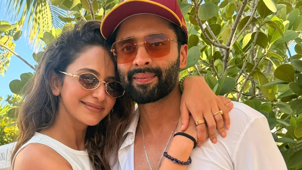 क्या डेटिंग ऐप पर हैं जैकी भगनानी? रकुल संग 'सिचुएशनशिप' वाले बयान पर मचा था हंगामा, अब वायरल हो रहा स्क्रीनशॉट