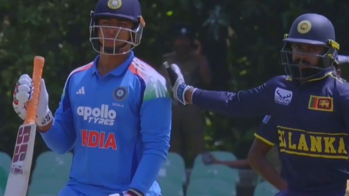 VIDEO: पहले की लड़ाई, फिर दिखाई खेल भावना, वैभव सूर्यवंशी के लिए श्रीलंकाई प्लेयर्स का दिल छू लेने वाला जेस्चर