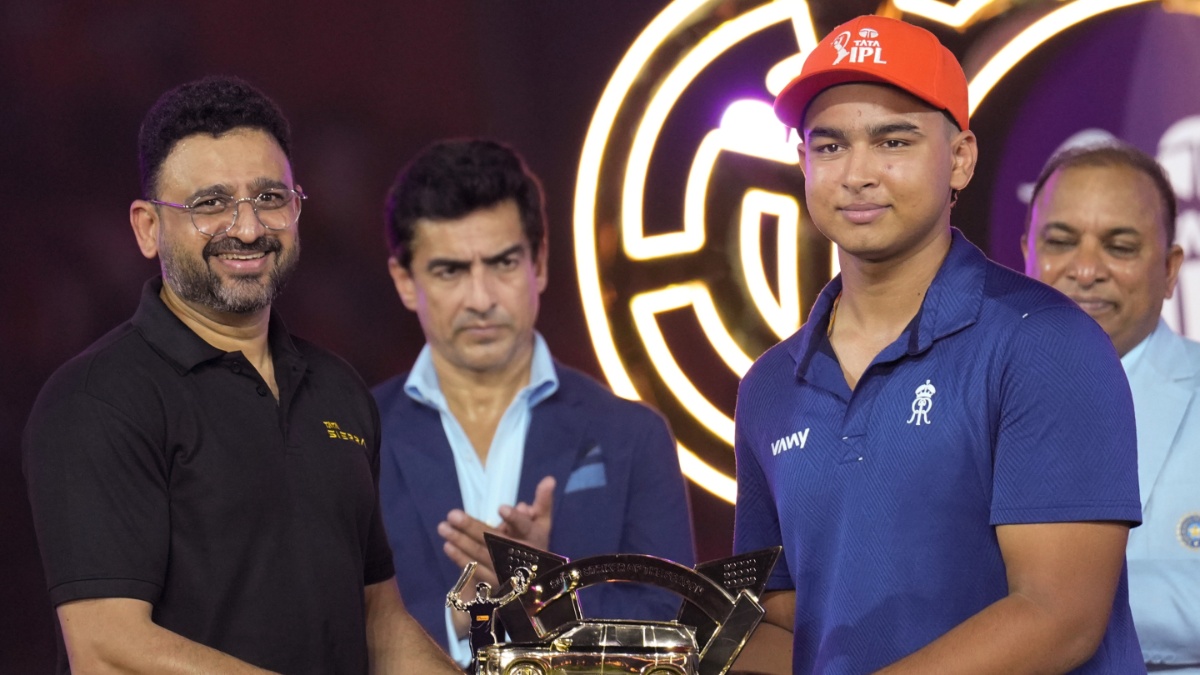 IPL 2026 Awards List: वैभव का जलवा, मनीष पांडे, साई सुदर्शन और मोहम्मद सिराज को भी मिला अवार्ड