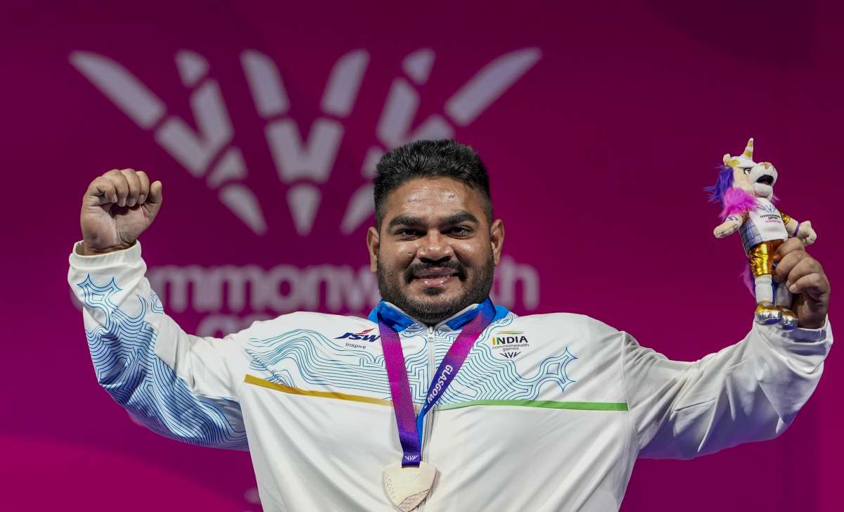 गरीबी को हराया, सब्जी बेची; आसान नहीं थी झंडू कुमार की राह, बिहार के लाल ने CWG 2026 में दिलाया भारत को पहला मेडल