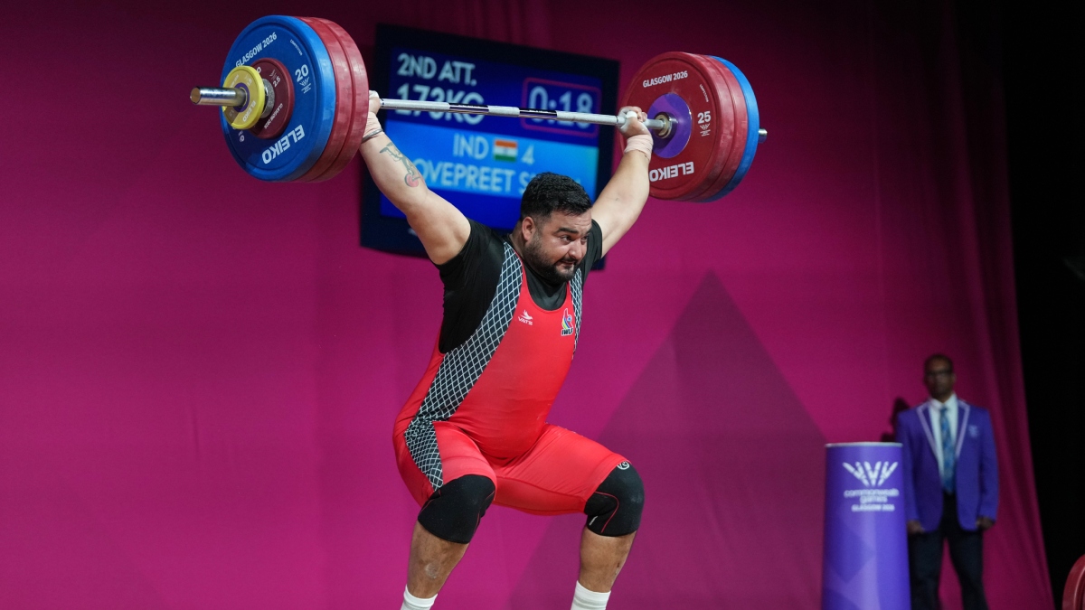 लवप्रीत सिंह ने सिल्वर मेडल किया अपने नाम, कॉमनवेल्थ गेम्स में स्नैच में रिकॉर्ड वजन उठाया