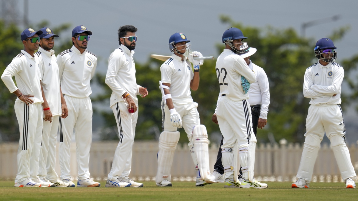 BCCI ने दलीप ट्रॉफी फाइनल के वेन्यू में किया बदलाव, बेंगलुरु नहीं अब चेन्नई में होगा खिताबी मुकाबला