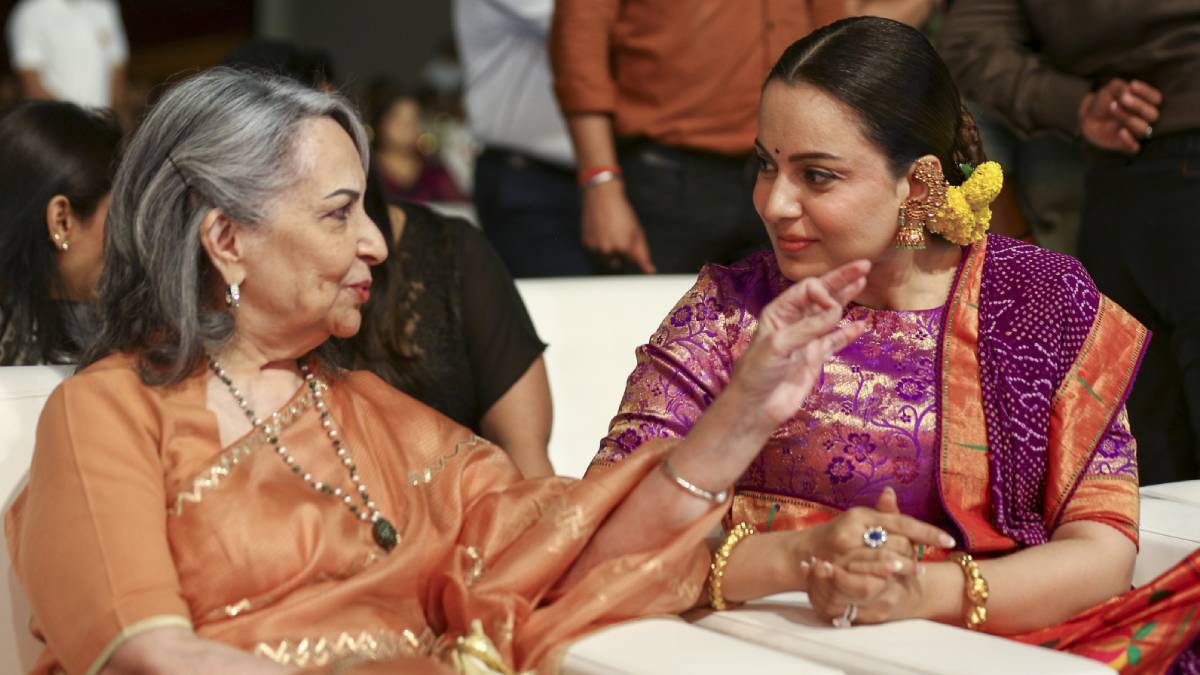 'वंदे मातरम्' पर शर्मिला टैगोर के बयान पर भड़कीं कंगना रनौत, बोलीं- 'हिंदू-मुस्लिम वाली सोच से बाहर आएं'