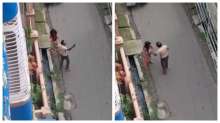 पश्चिम बंगाल के सोदेपुर में सरेआम पति ने पत्नी को चाकू से गोद डाला, खुद को भी किया घायल, देखें वीडियो