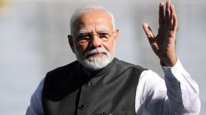 पीएम नरेंद्र मोदी 70+ लोगों के लिए आज लॉन्च करेंगे AB-PMJAY, कैसे कर सकते हैं अप्लाई