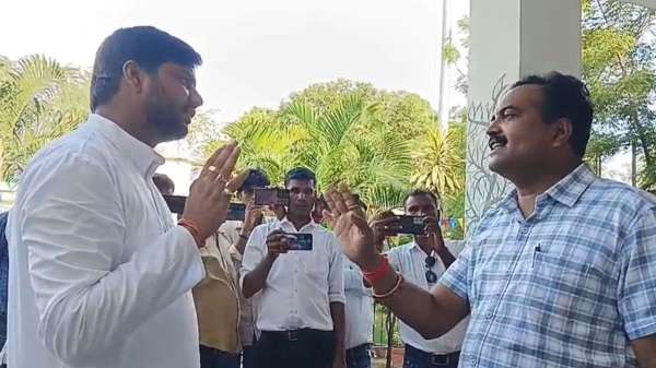 Jamui CO tiranga yatra, Bihar CO resignation news