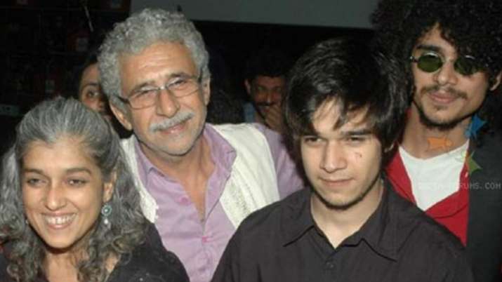  ratna pathak family picture