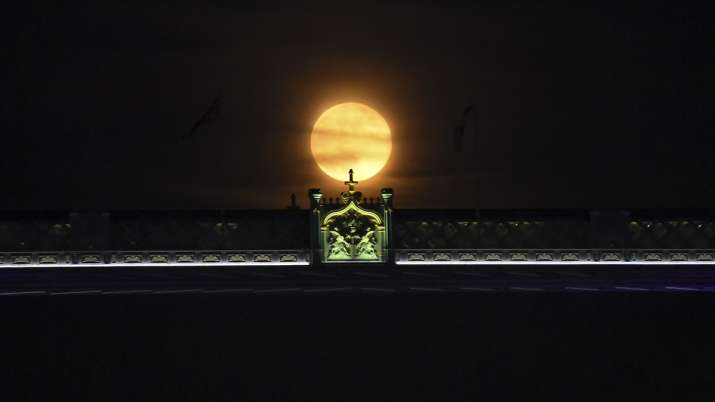 Tower Bridge, London, Supermoon