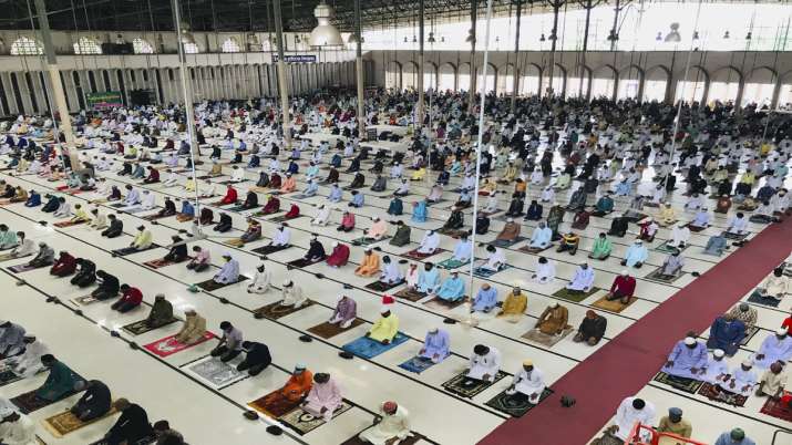 Eid al-Fitr prayers in Dhaka