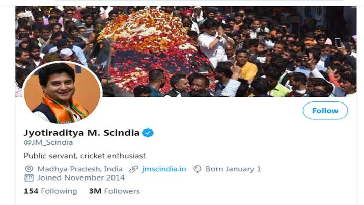 Jyotiraditya Scindia removes BJP from his twitter profile, sparks rumours