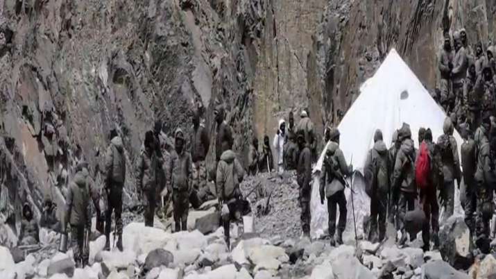 China troops seen pulling down tents in Galwan Valley