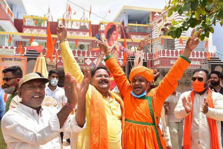 See in Latest pictures how the Ram temple was celebrated across the country तस्वीरों में देखिए कैसे 