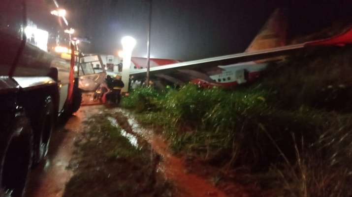 Kozhikode plane crash photo