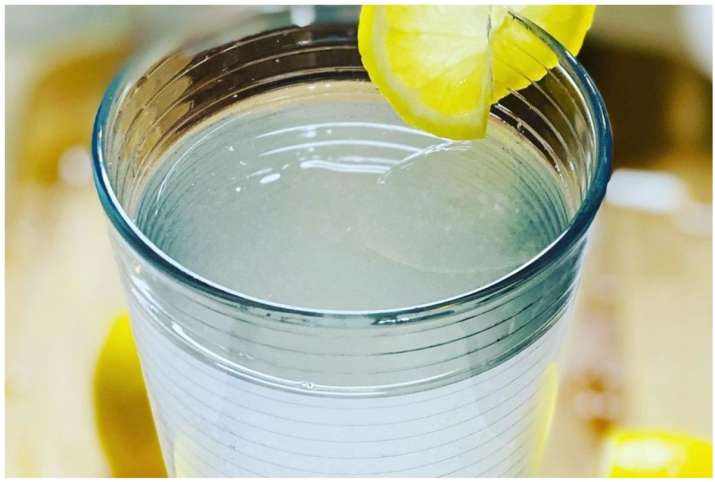 Lemon water 