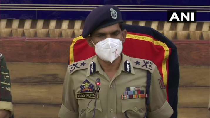 SPO फयाज अहमद का मर्डर: IGP कश्मीर बोले- जैश के पाकिस्तानी आतंकी समेत 2 को कर रहे ट्रैक, जल्द करेंगे ढेर