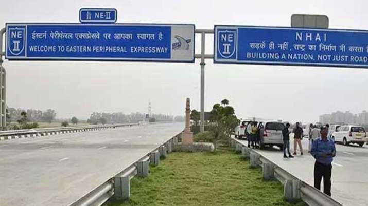 Eastern Peripheral Expressway पर यात्रा के दौरान रहें सावधान! बेखौफ बदमाशों ने बंदूक की नोक पर फिर की लूट