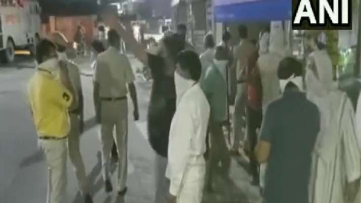 Jhajjar Ammonia Gas Leak: झज्जर में ​गैस रिसाव से लोगों को उल्टियां व सांस लेने में तकलीफ, कई अस्पताल में भर्ती