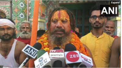 Saffron garments and Dharmadanda controversy: ताजमहल में भगवा वस्त्र और धर्मदंड लेकर प्रवेश न देने पर इलाहाबाद हाईकोर्ट में याचिका दाखिल