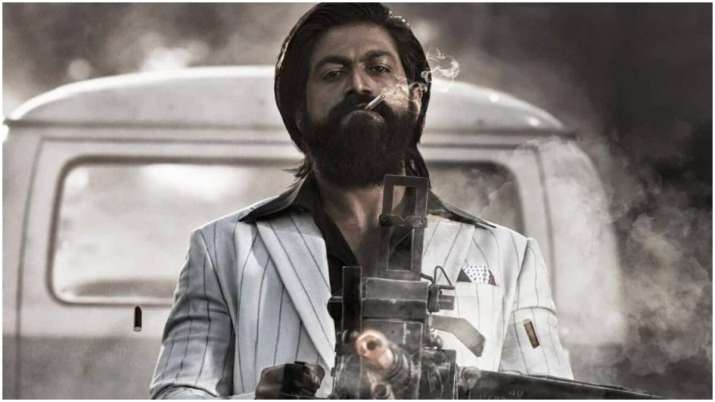 KGF Box Office Collection: यश की फिल्म ने तोड़ा रिकॉर्ड, वर्ल्डवाइड कमाई 1200 करोड़ के पार