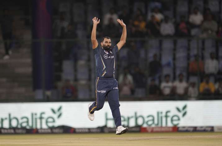 PBKS vs GT LIVE: पंजाब का तीसरा विकेट गिरा, मैच में गुजरात की वापसी