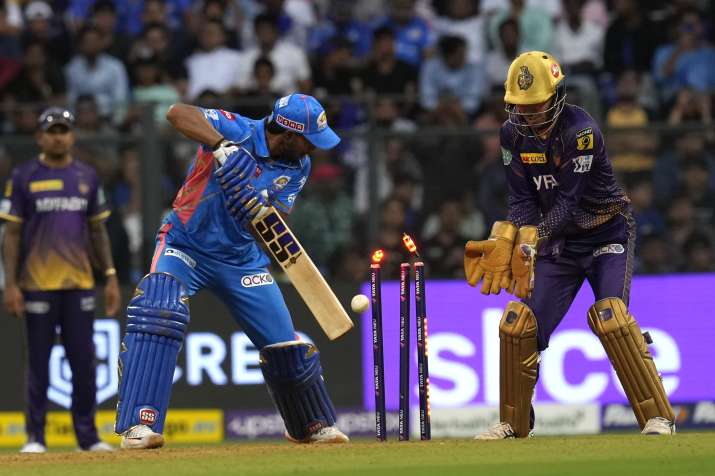 IPL पर फिर सट्टेबाजों का साया, मुंबई इंडियंस के मैच से आई बड़ी खबर