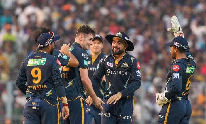 फैंस ने उठाई इस प्लेयर को टीम इंडिया में मौका देने की मांग, ODI वर्ल्ड कप में खत्म करेगा नंबर-4 की टेंशन!