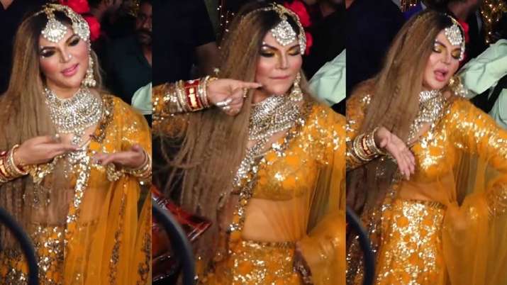 Rakhi Sawant ने ढोल की थाप पर किया बाराती डांस, VIDEO में देखिए ड्रामा क्वीन का जलवा