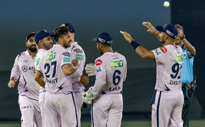 हार्दिक पांड्या की कप्तानी में गुजरात टाइटंस ने रचा इतिहास, IPL में ऐसा करने वाली बनी पांचवीं टीम