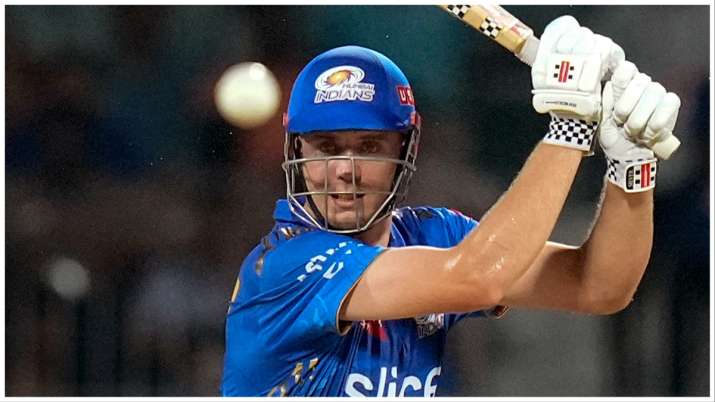 कैमरन ग्रीन ने आईपीएल के डेब्यू सीजन में ही मुंबई इंडियंस के लिए बनाया कीर्तिमान, जानिए कितनी है उनकी कीमत