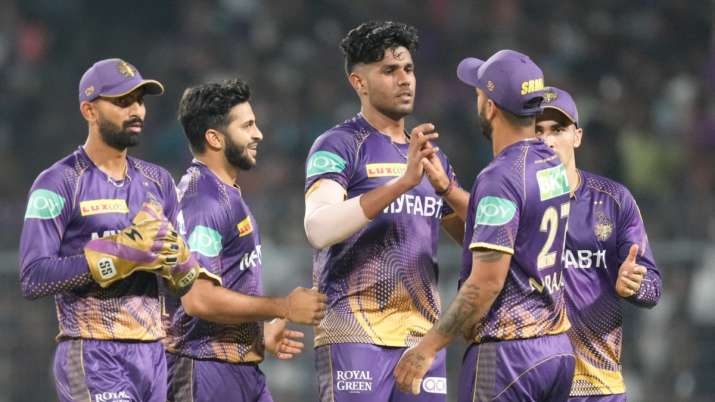IPL 2023 के बीच सीजन KKR की टीम से जुड़ेगा ये घातक बल्लेबाज, जीत चुका है दो वर्ल्ड कप