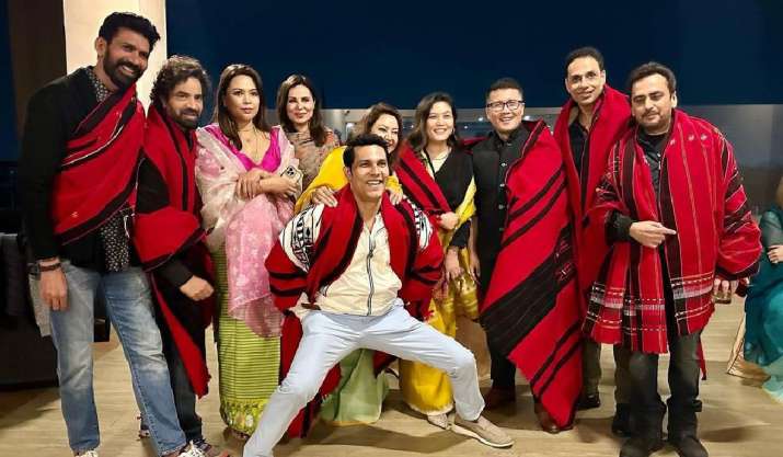 रणदीप हुड्डा की शादी से पहले देखें जरा हटके वाले प्री-वेडिंग फंक्शन की Photos, होने वाली पत्नी के रंग में रंगे दिखे एक्टर