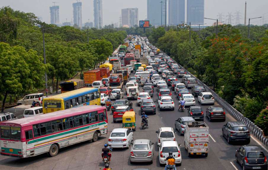 Noida-Greater Noida Expressway traffic