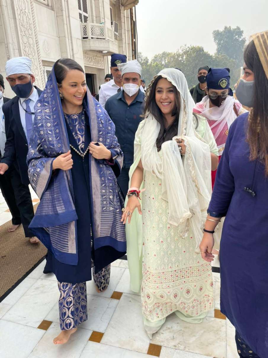 Kangana Ranaut, Ekta Kapoor at Bangla Sahib Gurdwara