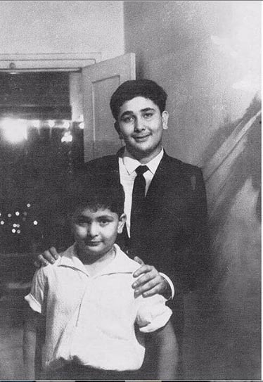 Rishi Kapoor Death Anniversary: कैसे पड़ था ऋषि कपूर का नाम चिंटू, कैसे हुई नीतू कपूर से मुलाकात, यहां पढ़ें दिलचस्प किस्सा