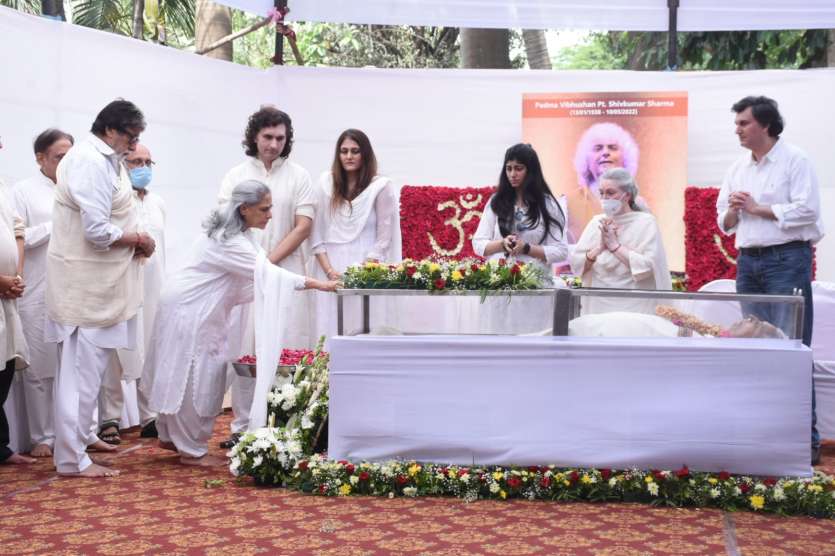 Shivkumar Sharma's funeral