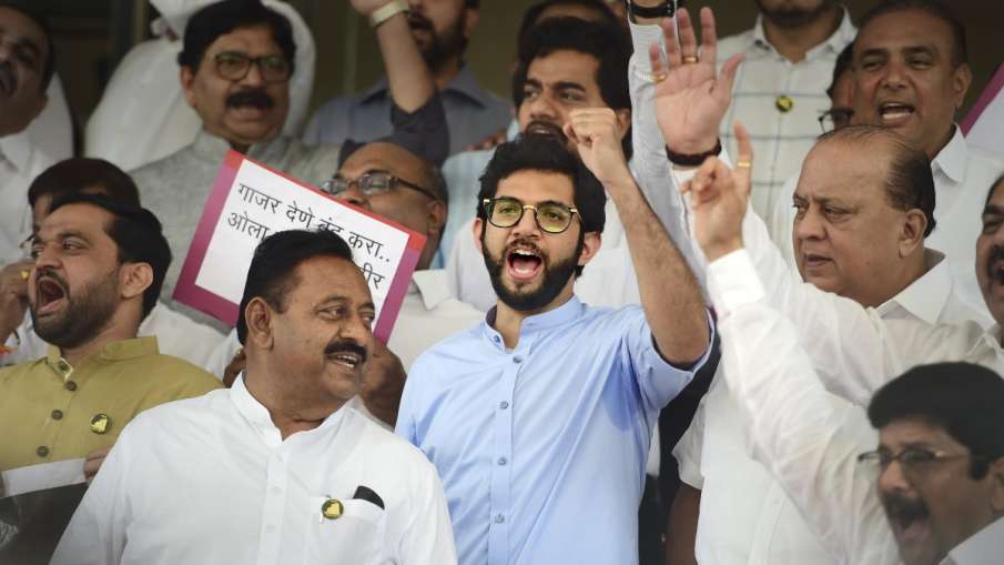 Shiv Sena leader Aaditya Thackeray with other opposition leaders protests at Vidhan Bhavan on the la