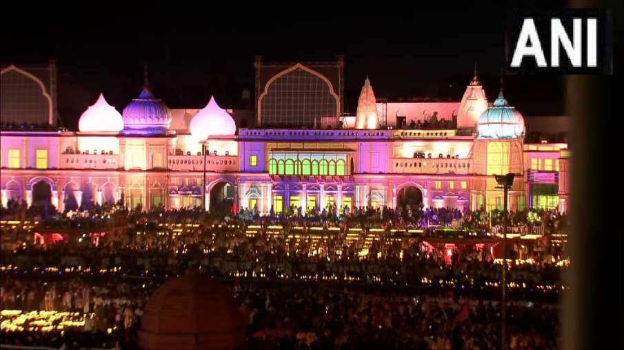 The city of Lord Rama lit up with 15.76 lakh lamps on the banks of Saryu